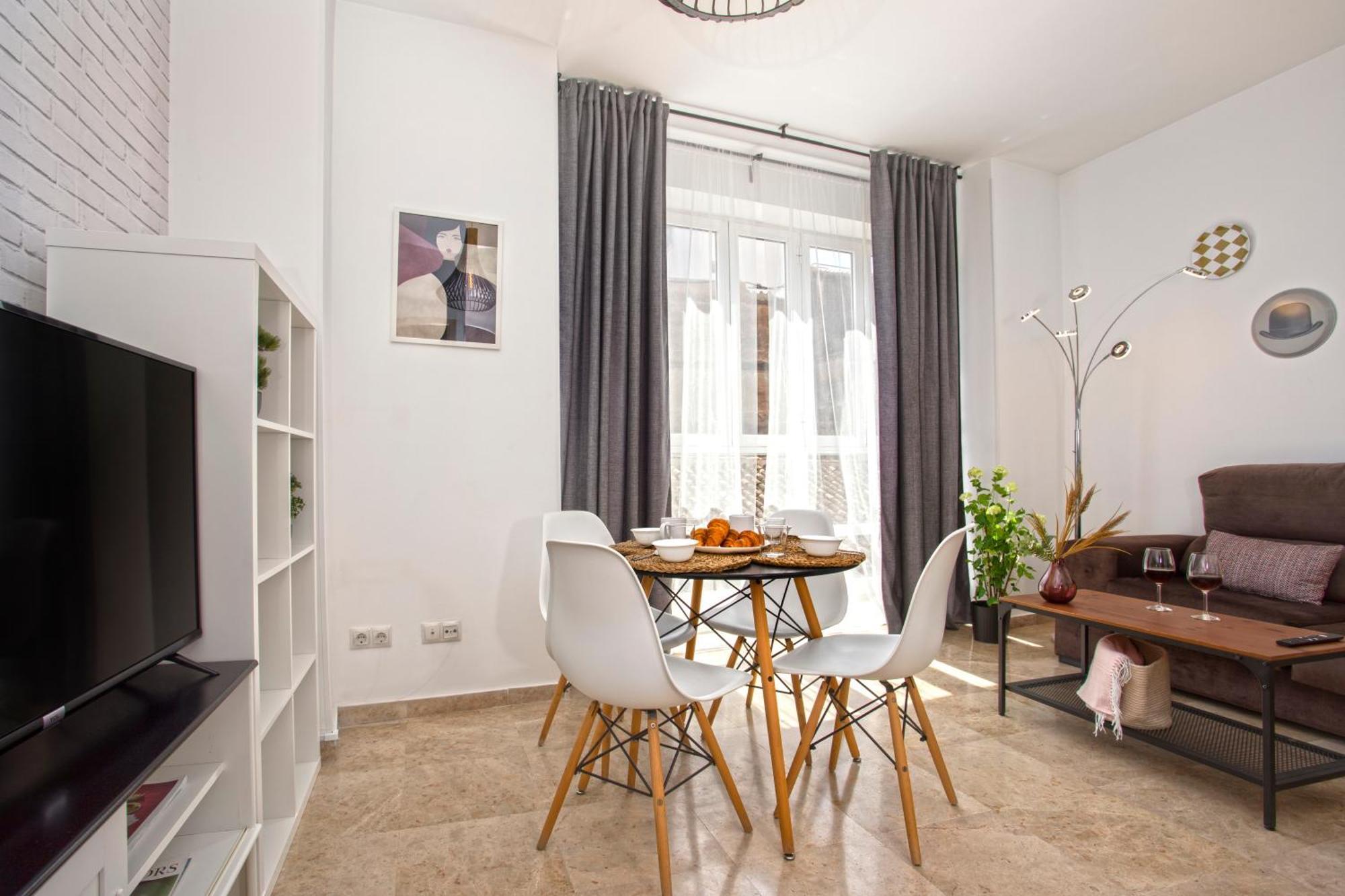 Precioso Apartamento En Pleno Centro By Rent Me มาลากา ภายนอก รูปภาพ